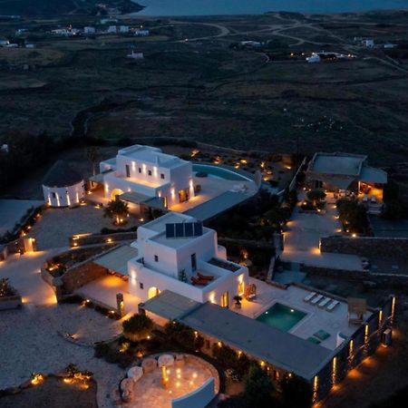 Mykonos Ag Villas In Ftelia Beach エクステリア 写真