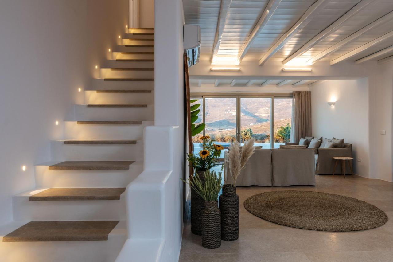 Mykonos Ag Villas In Ftelia Beach エクステリア 写真