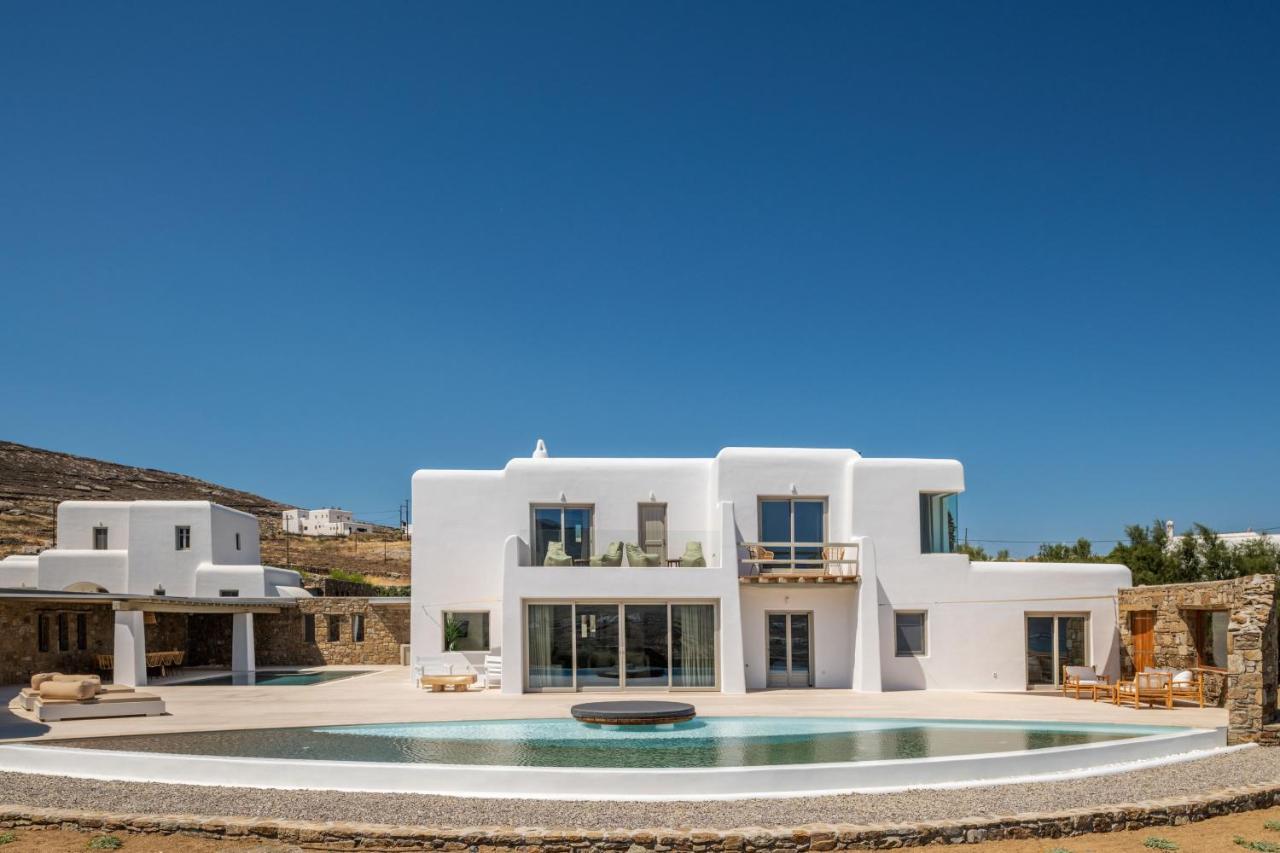 Mykonos Ag Villas In Ftelia Beach エクステリア 写真