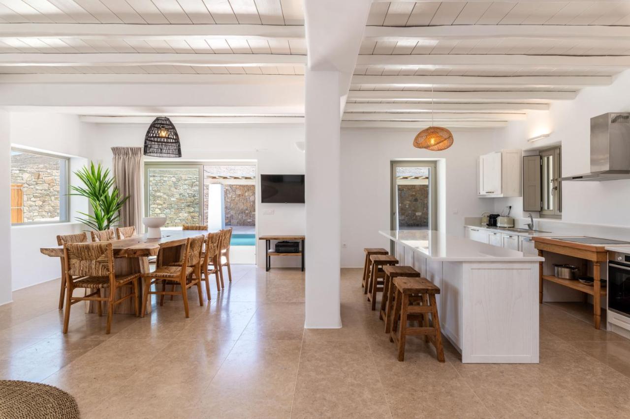 Mykonos Ag Villas In Ftelia Beach エクステリア 写真