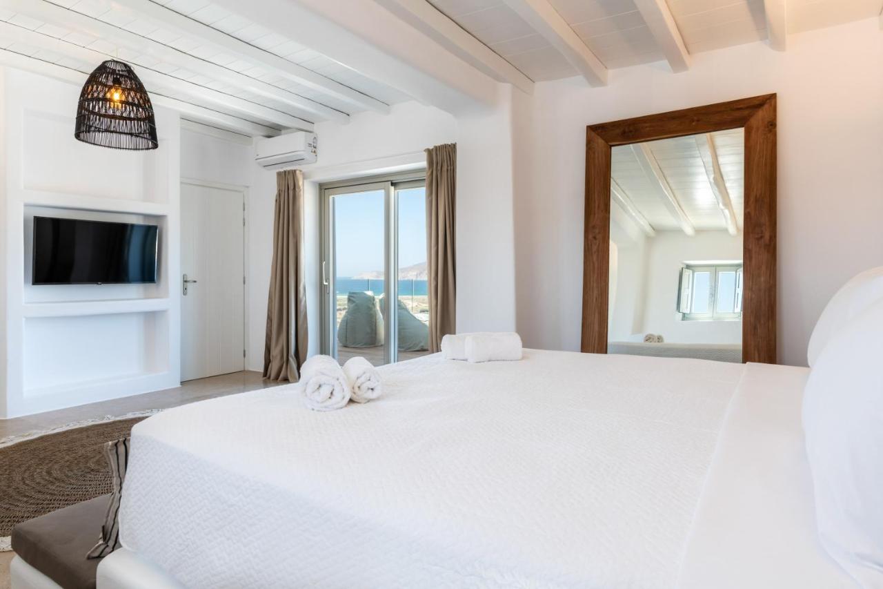 Mykonos Ag Villas In Ftelia Beach エクステリア 写真