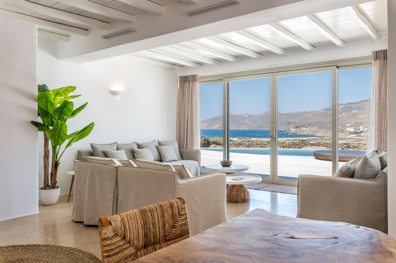 Mykonos Ag Villas In Ftelia Beach エクステリア 写真