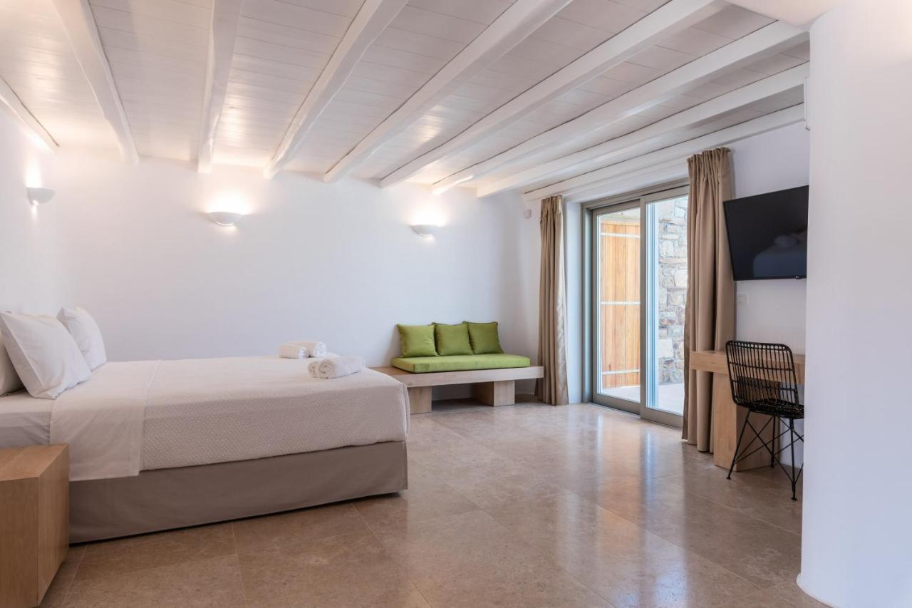 Mykonos Ag Villas In Ftelia Beach エクステリア 写真