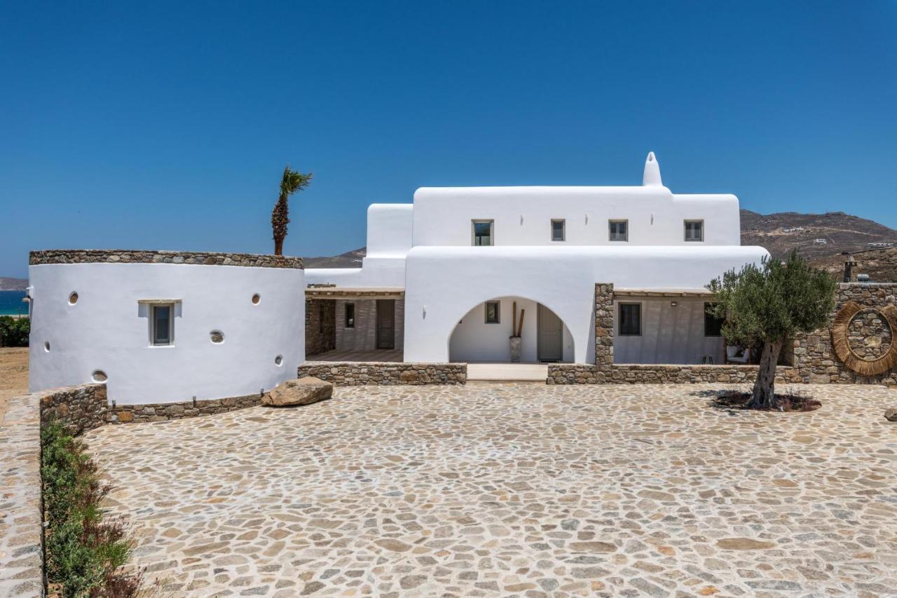 Mykonos Ag Villas In Ftelia Beach エクステリア 写真