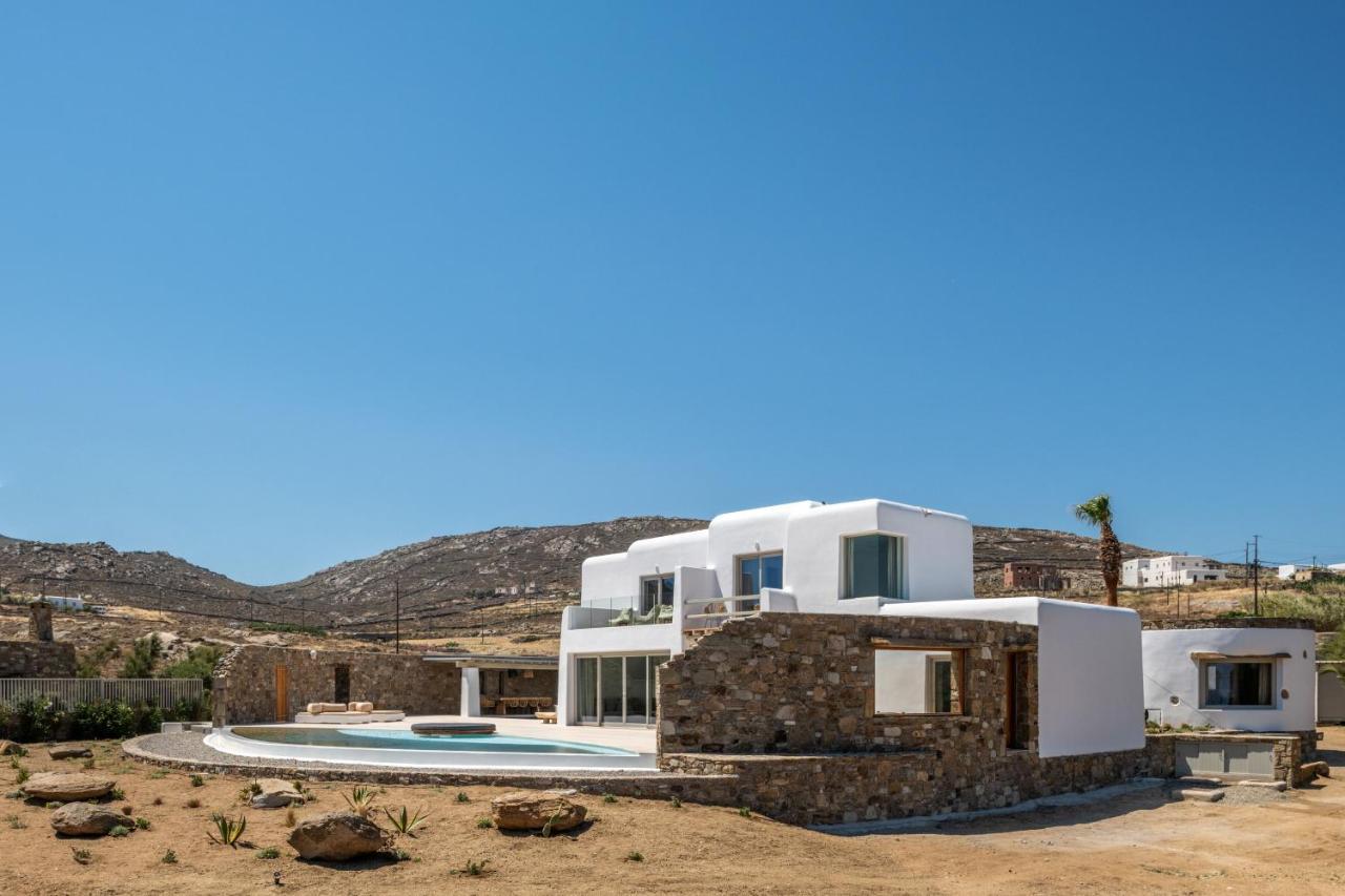 Mykonos Ag Villas In Ftelia Beach エクステリア 写真